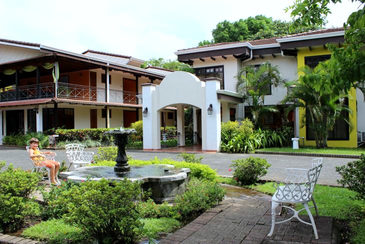 Hotel El Rodeo San Jose Costa Rica Grounds