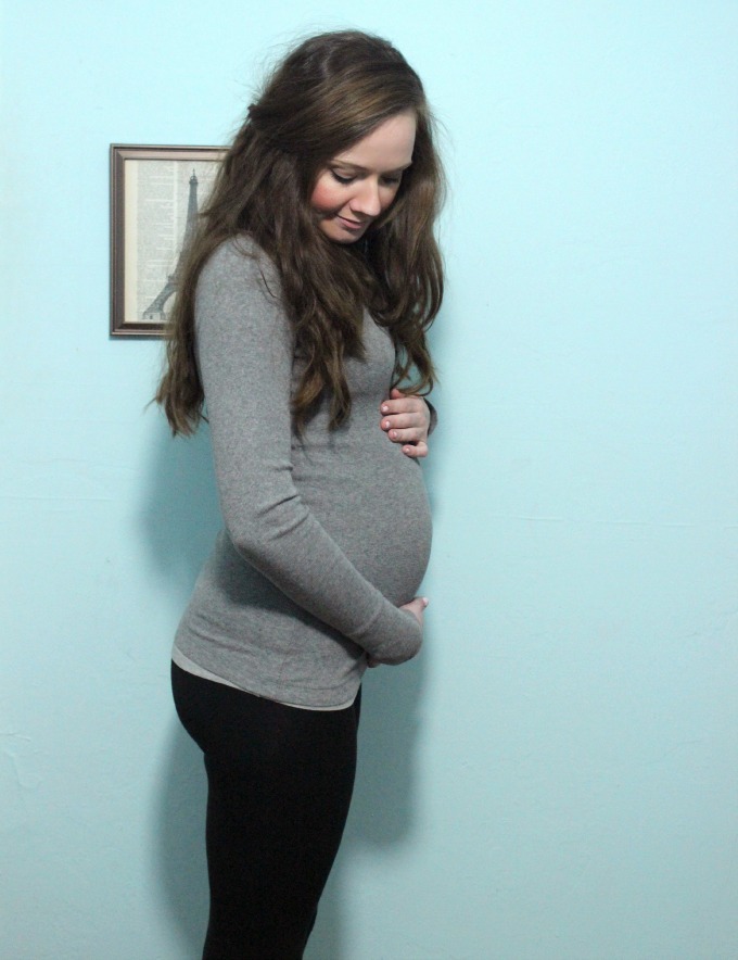 maternity style bump